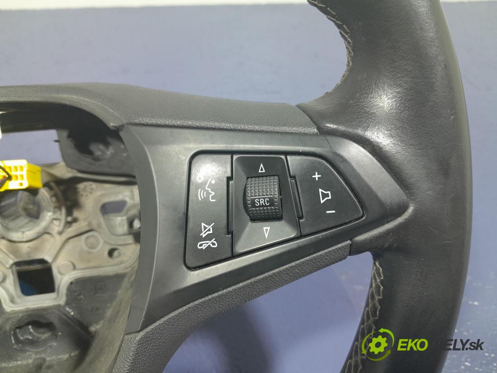 Opel Astra 2017 volant 39070464