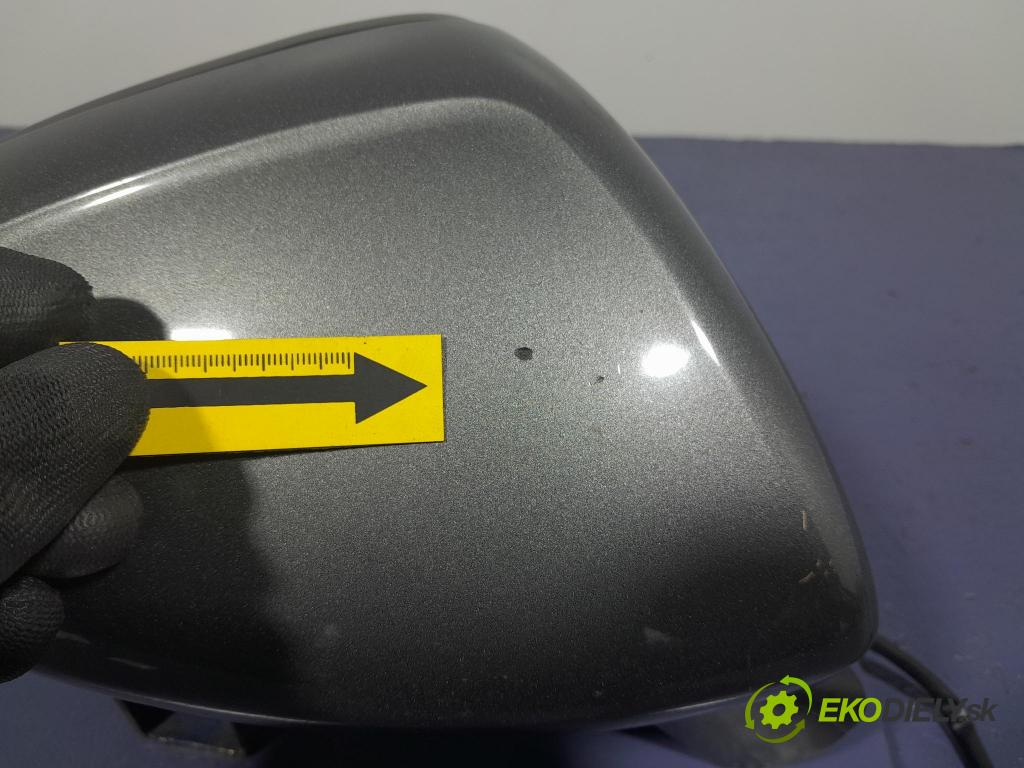 Opel Astra 2017 zrkadlo pravé