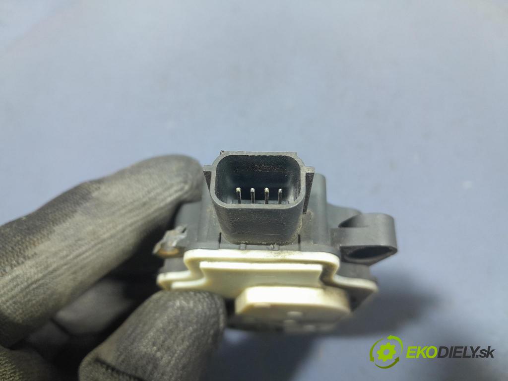 Ford Mondeo 2016 miežka / Gril: DS73-8476-AD