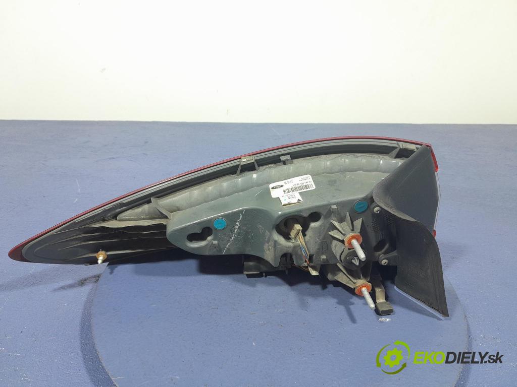 Ford Mondeo 2016 svetlo / reflektor zad Prava: Vonkajsia: DS73-13404-FJ