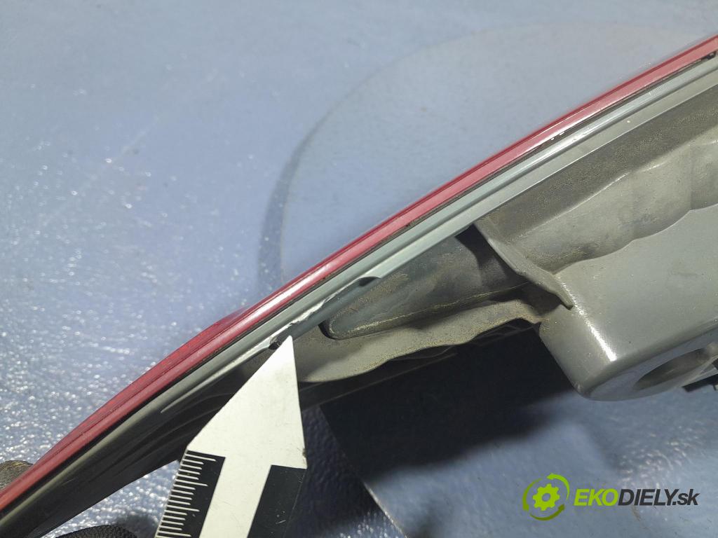 Ford Mondeo 2016 svetlo / reflektor zad Prava: Vonkajsia: DS73-13404-FJ