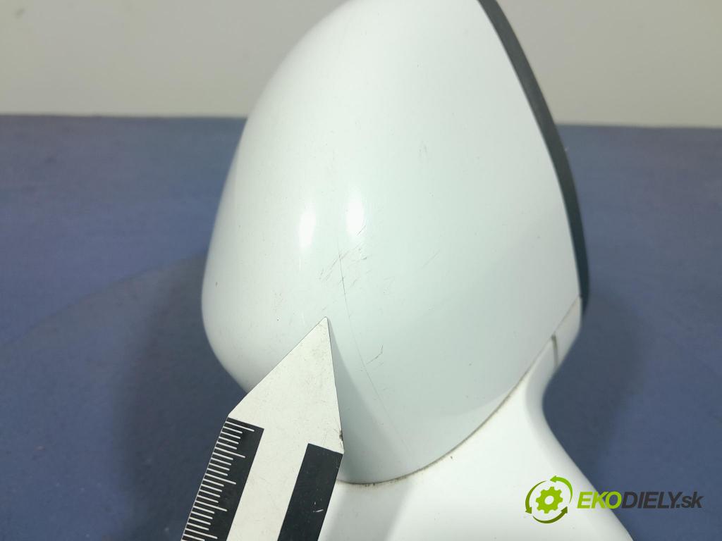 Ford Mondeo 2016 zrkadlo pravé