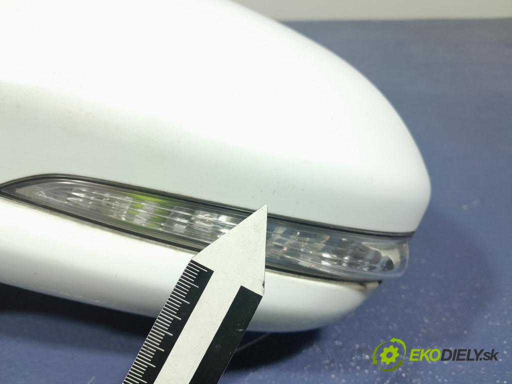 Ford Mondeo 2016 zrkadlo Vľavo: 