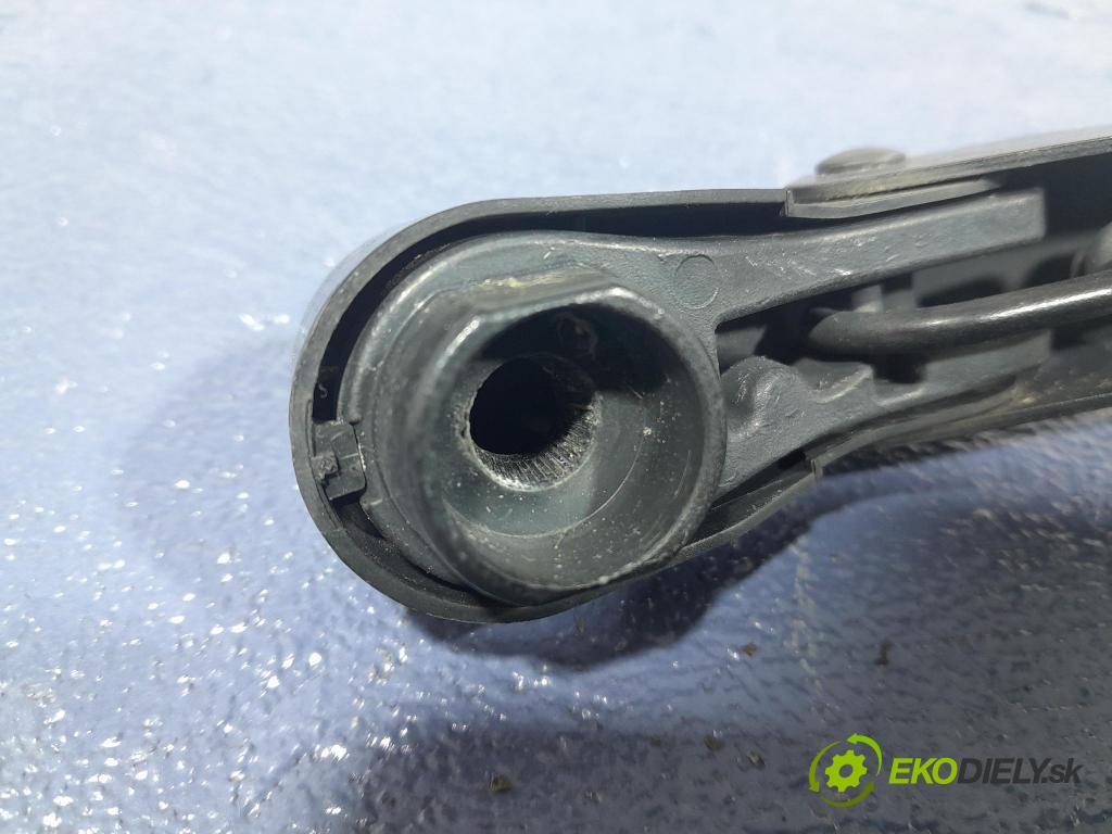 Ford Mondeo 2016 Rameno: Stierače: zad DS73-17C403-AB