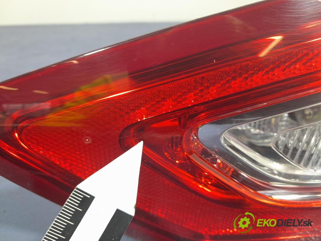 Ford Mondeo 2016 svetlo / reflektor zad Prava: Vnútri: DS73-13A602-JE