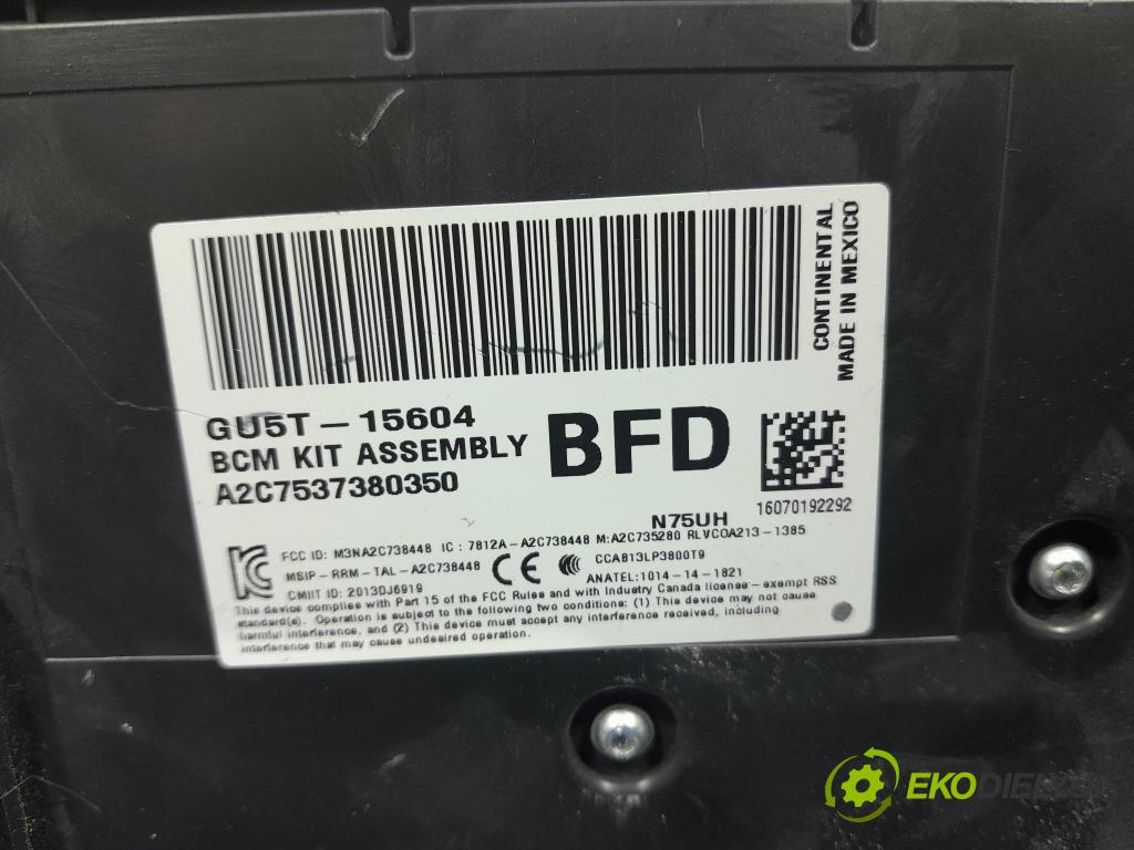 Ford Mondeo 2016 skrinka Poistky: GU5T-15604-BFD