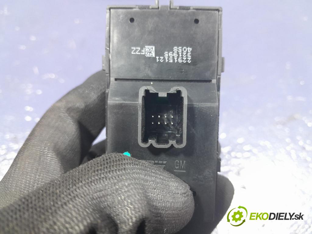 Opel Insignia 2014 prepínač Okná: 22915121