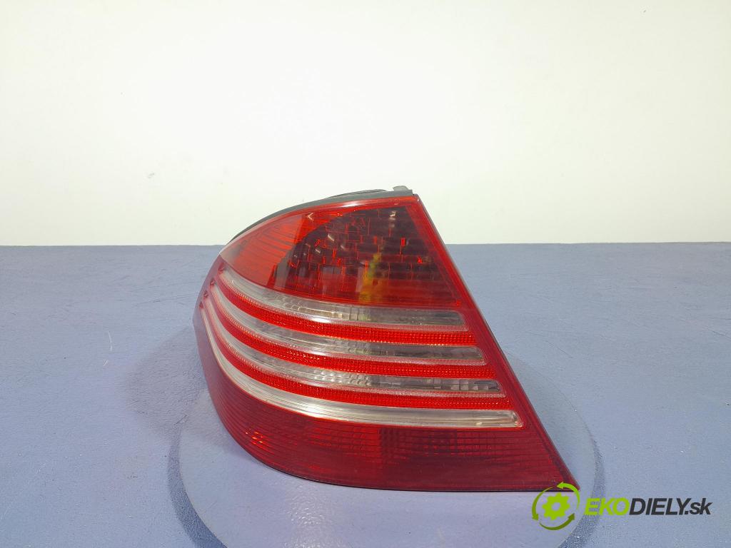 Mercedes S-klasa 2004 svetlo / reflektor zad ľavá Vonkajsia: A2208200764