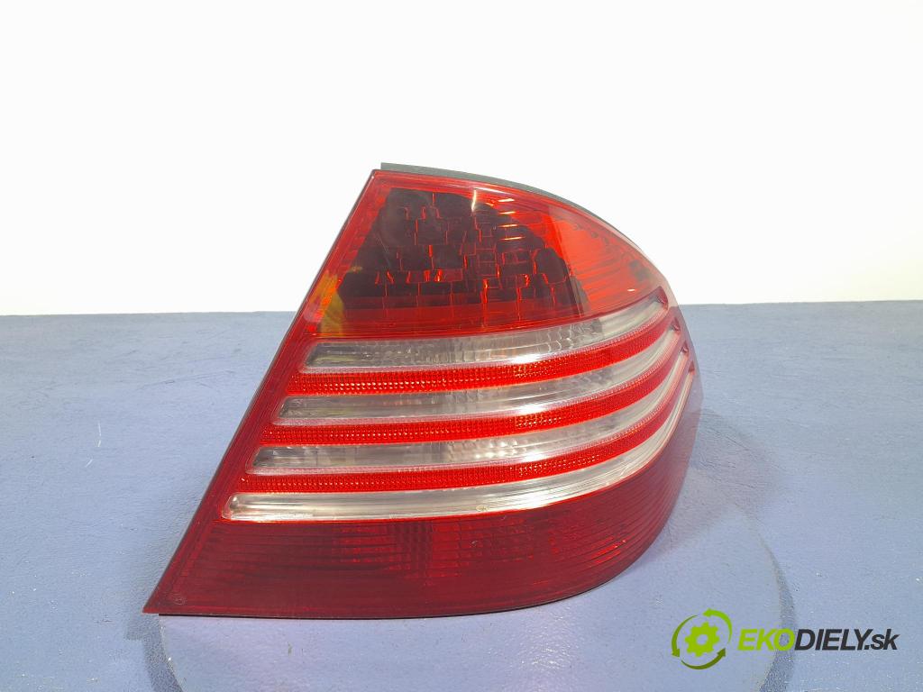 Mercedes S-klasa 2004 svetlo / reflektor zad Prava: Vonkajsia: A2208200864