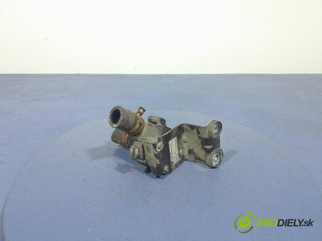 Ford Mondeo 2016 čerpadlo Voda: DS7G-8C419-CB