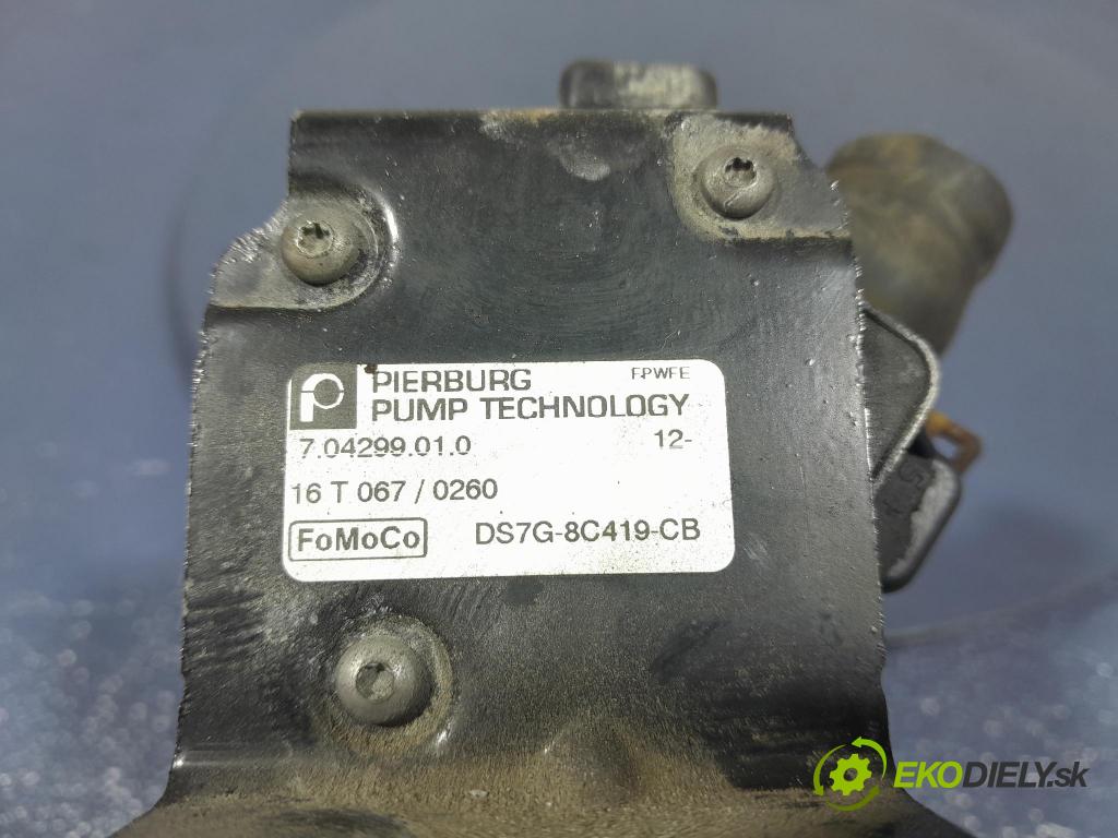 Ford Mondeo 2016 čerpadlo Voda: DS7G-8C419-CB