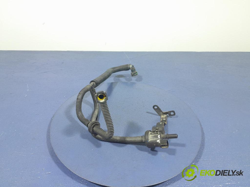 Ford Mondeo 2016 rúrka paliva CU5A-9G866-AA