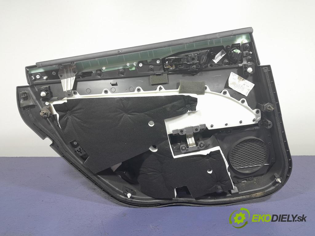 Ford Mondeo 2016 Tapacír: dveře Zad: Práva: 