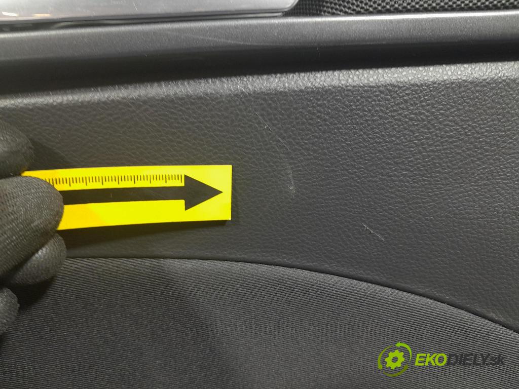 Ford Mondeo 2016 Tapacír: dveře Zad: levá