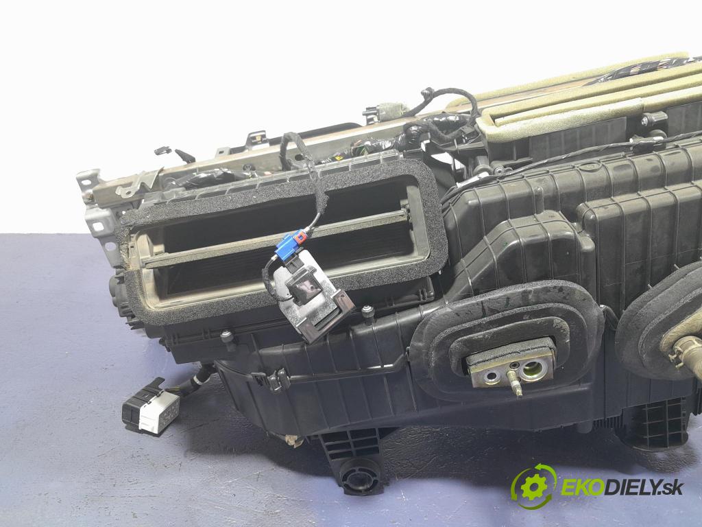 Ford Mondeo 2016 radiator