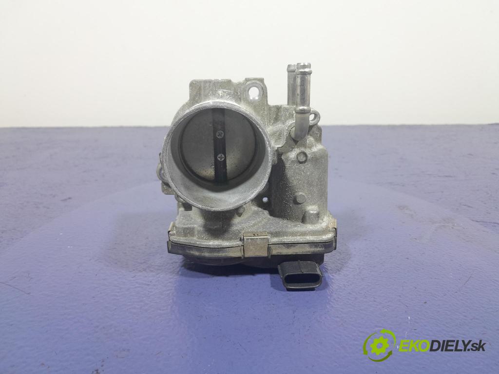 Toyota Yaris 0 škrticí klapka 22030-0Q040