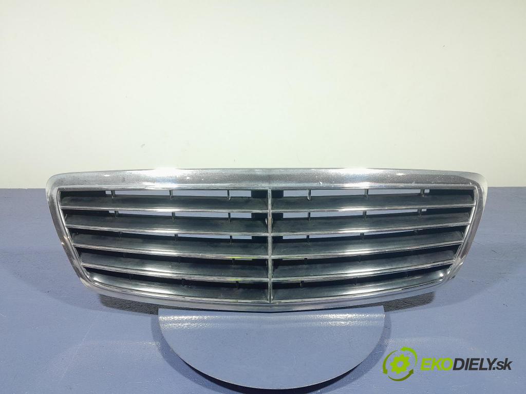 Mercedes S-klasa 2004 miežka / Gril: A2208800583