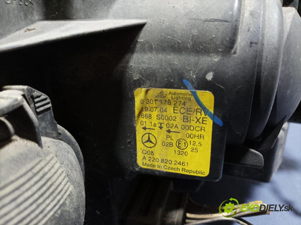 Mercedes S-klasa 2004 světlo v pravo: A2208202461
