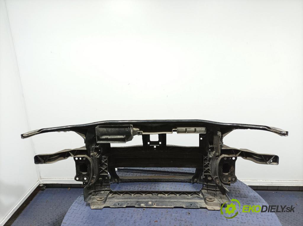 Vw Passat 2009 výztuha Čelní / stěna Přední