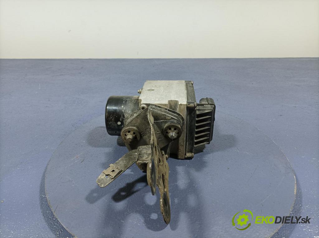 Vw Passat 2010 čerpadlo ABS x 3C0614109AE