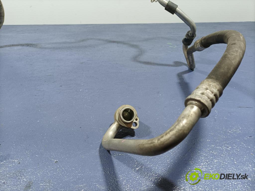 Vw Passat 2010 trubka Klimatizace: 3C0820743BQ