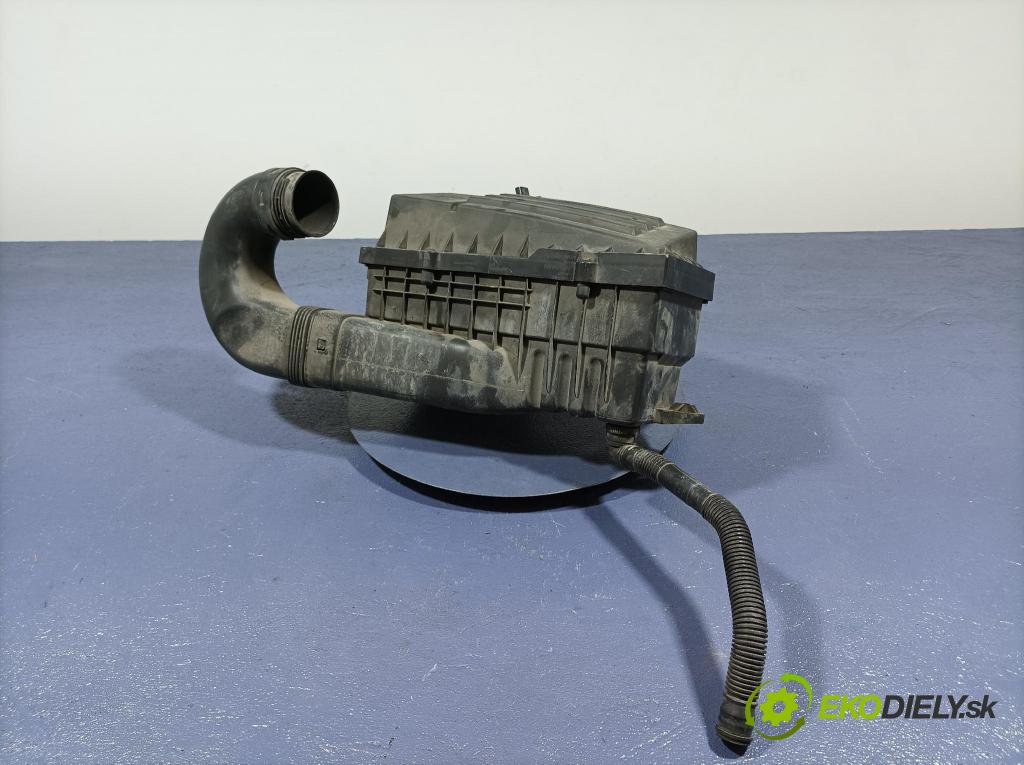 Vw Passat 2010 obal Filtra: Vzduch: 1K0129607AG