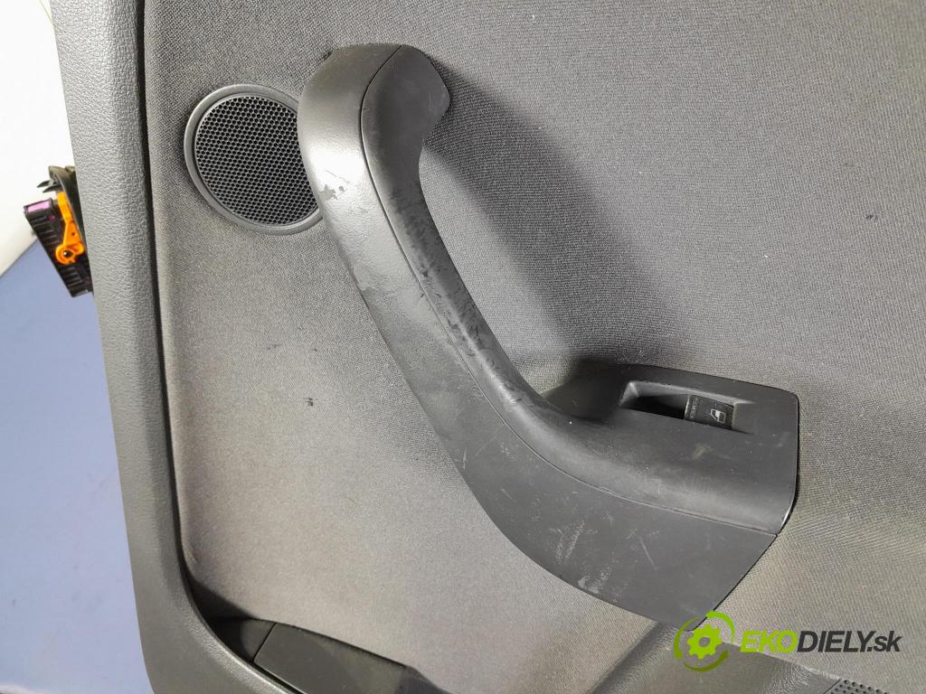 Ford Mondeo 2017 Zad: v pravo: