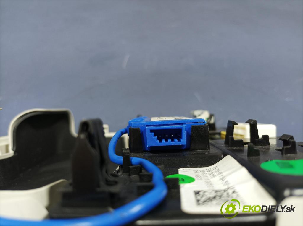 Ford Mondeo 2017 Lampy Uvnitř DS73-F519A58