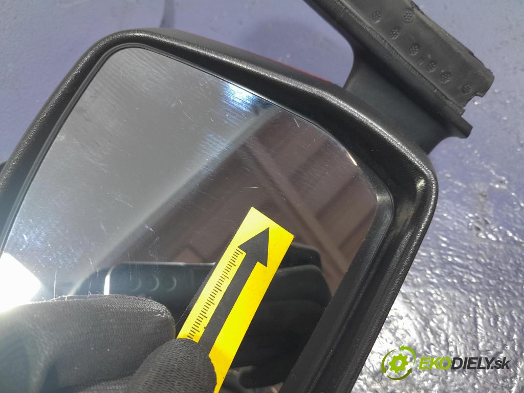 Ford Focus 2017 zpětné zrcátko Vlevo, odjet: