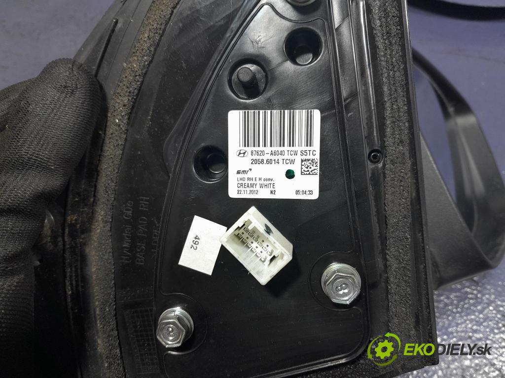 Hyundai I30 2013 zrkadlo pravé 87620-A6040