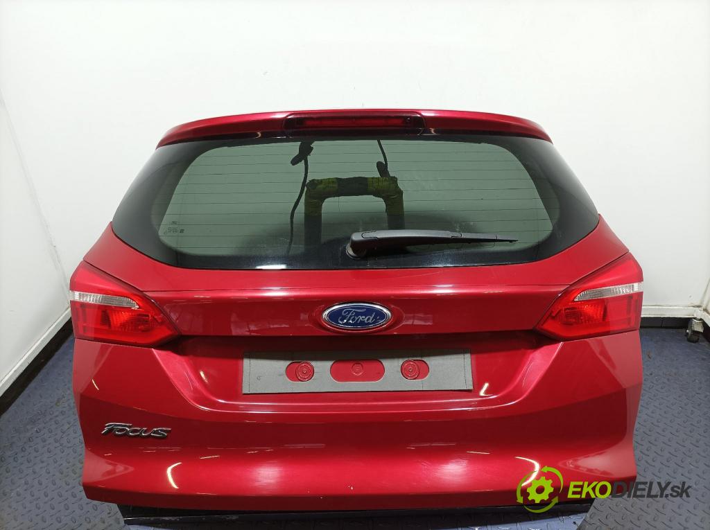 Ford Focus 2017 zadna dveře kufra: kufra: