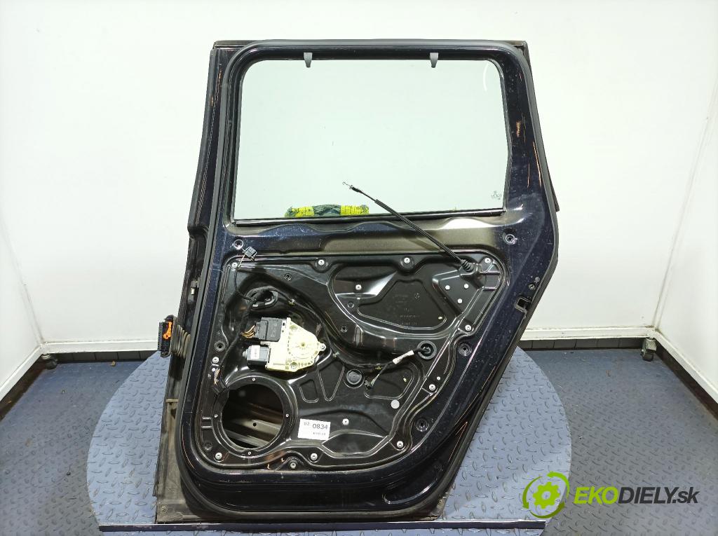 Vw Passat 2010 dvere zad pravé 