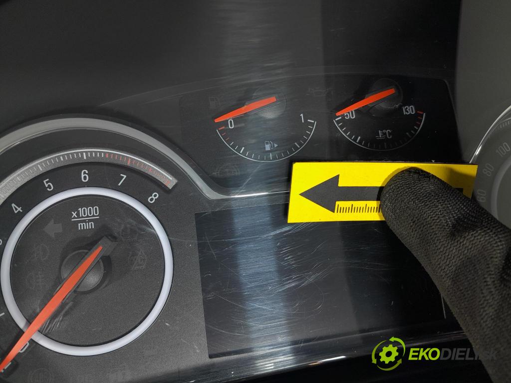 Opel Insignia 2014 prístrojovka/ budíky 23464929