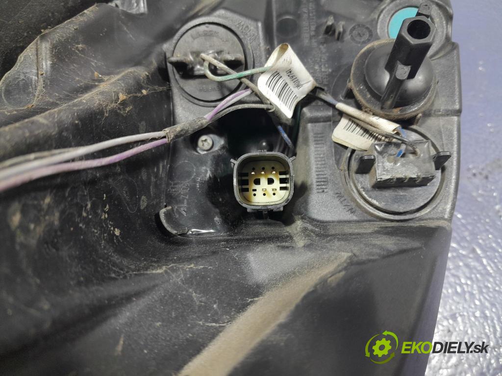 Opel Insignia 2014 světlo Zad: Práva: Mimo: 23422540