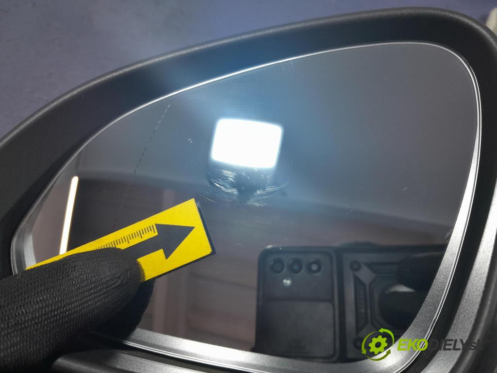 Opel Insignia 2014 zrkadlo Vľavo: