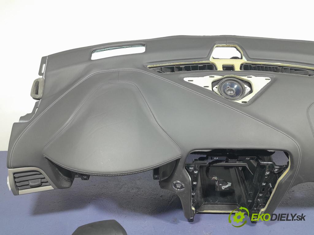 Ford Mondeo 2017 kokpit,přistrojova deska