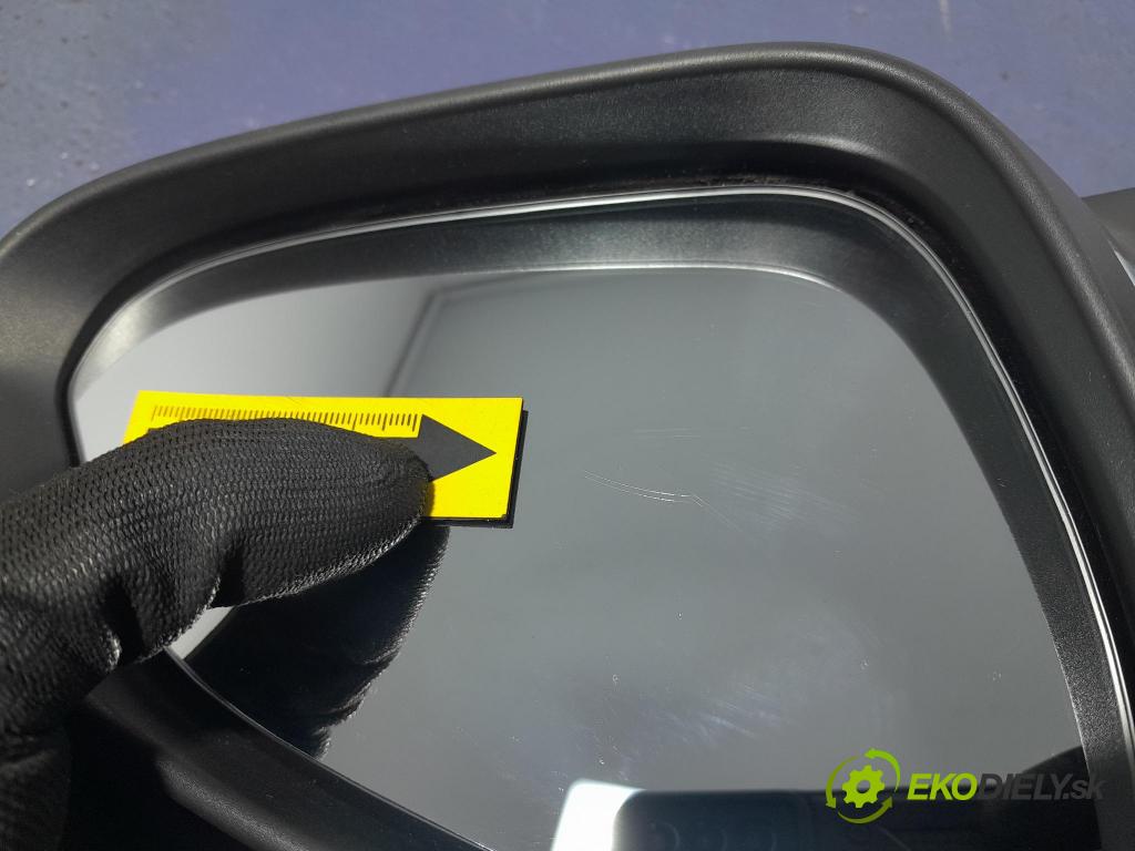 Opel Insignia 2014 zrkadlo pravé