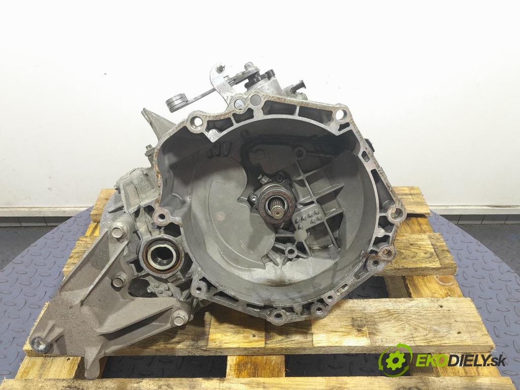 Opel Insignia 2014 převodovka Ozubené kola: Manualna 55194293 M32
