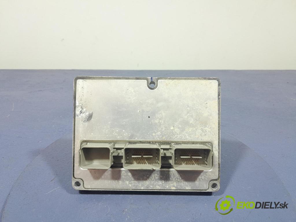 Ford Focus 2006 riadiaca jednotka Motor: 5M51-12A650-SD