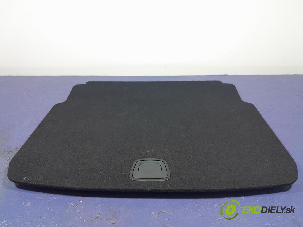 Mercedes A-klasa 2019 koberec do auta A1776800500