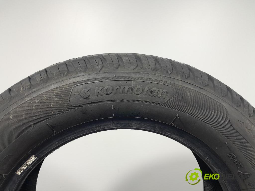 Toyota Yaris 2006 pneumatiky: Víceúrovňové 3528700532173