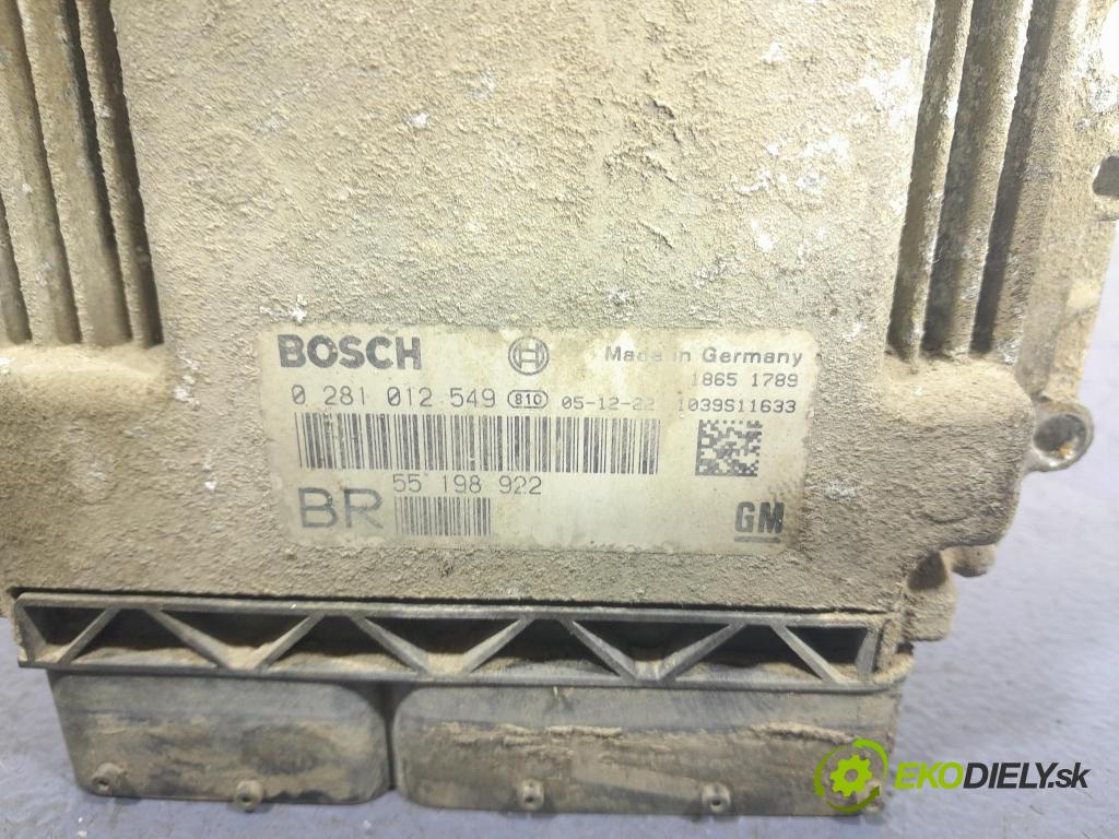 Opel Astra 2006 řídící jednotka Motor: 55198922