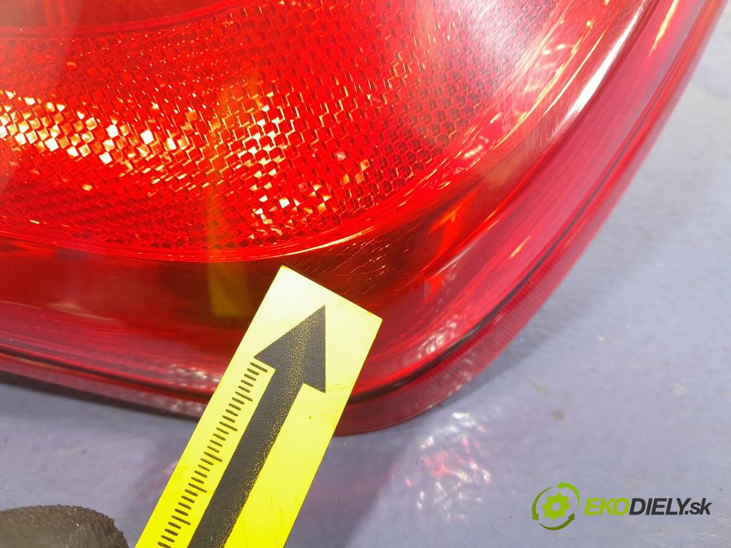 Nissan Micra 2017 světlo Zad: Práva: Mimo: 220-17945