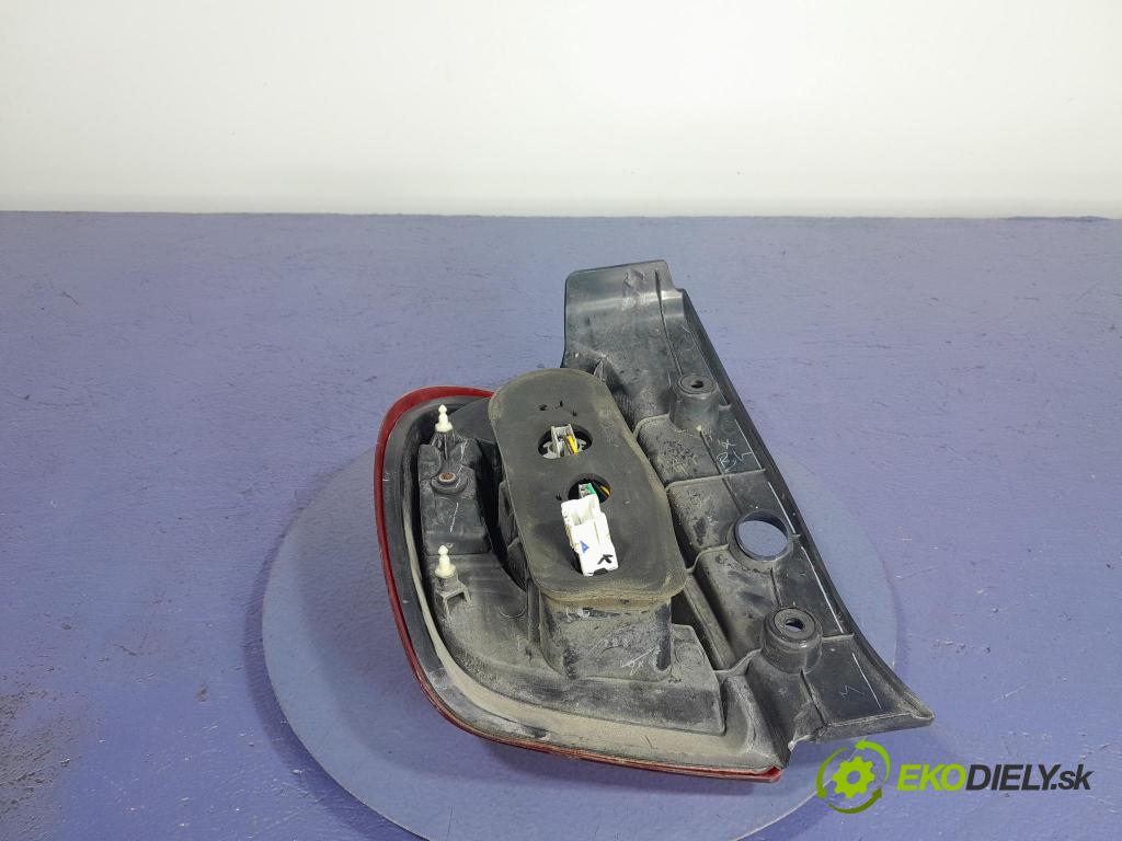 Nissan Micra 2017 světlo Zad: Práva: Mimo: 220-17945