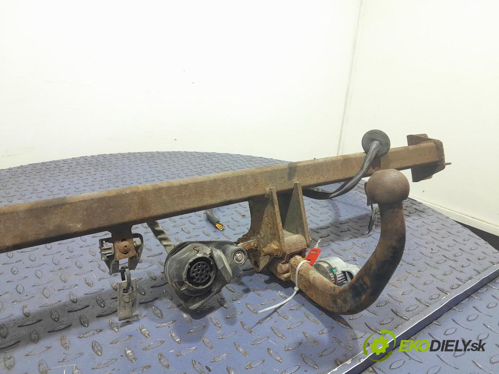 Opel Astra 2006 oko Do Přívěsy
