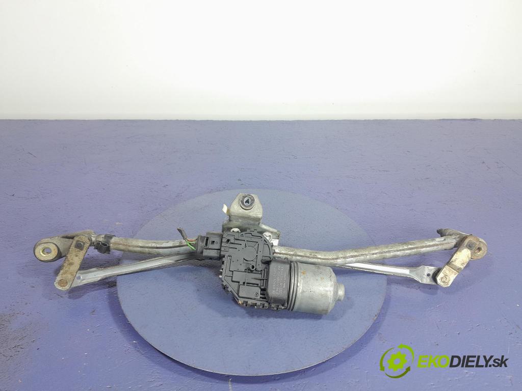 Audi A4 2004 mechanizmus motor: Stierače: Predné 8E1955119B