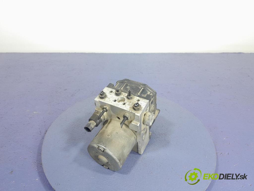 Audi A4 2004 čerpadlo ABS x 8E0614517
