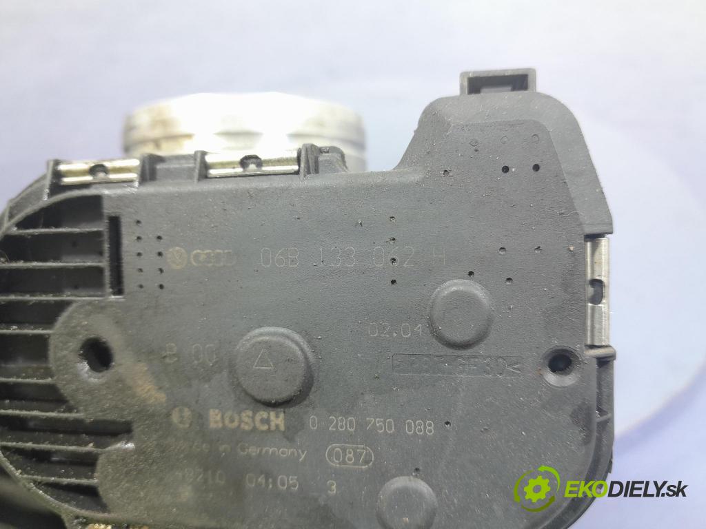 Audi A4 2004 škrticí klapka 06B133062H