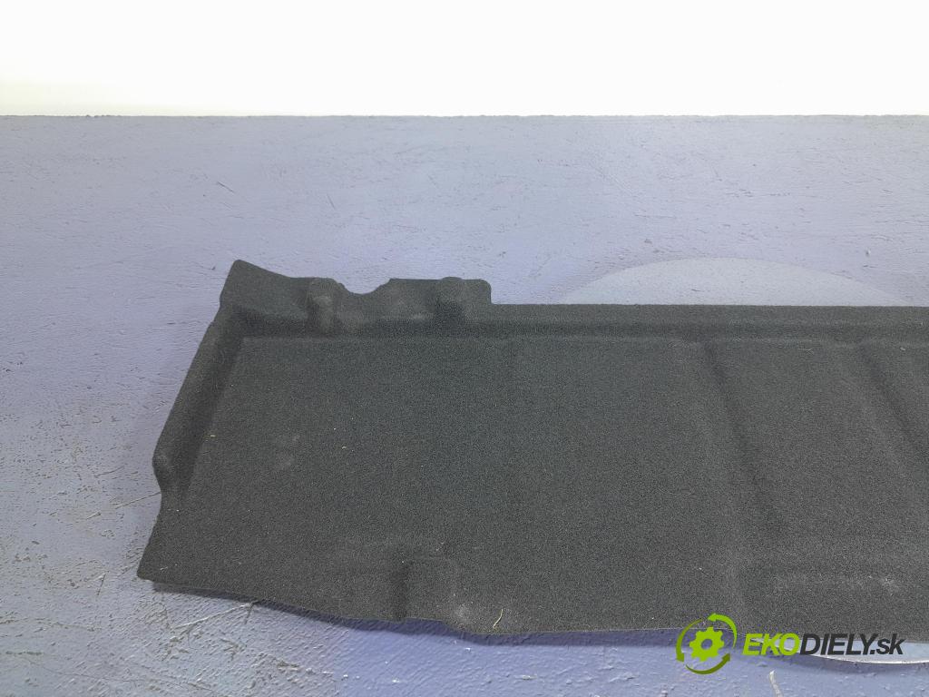 Mercedes A-klasa 2019 koberec do auta A1776901500