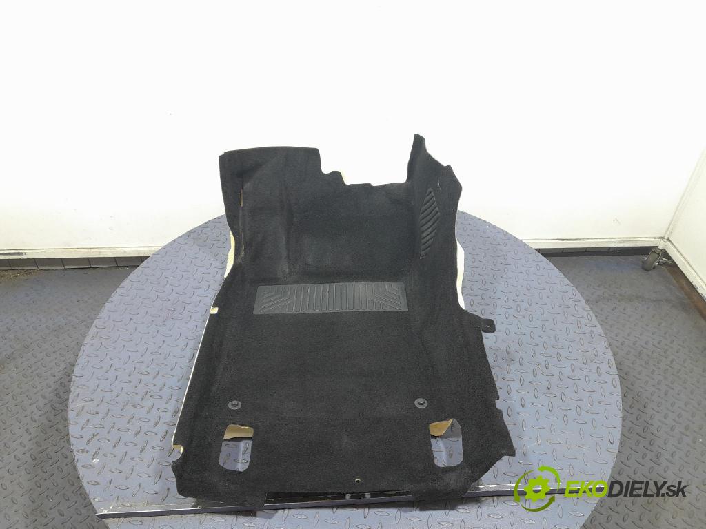 Mercedes A-klasa 2019 koberec do auta A1776801900